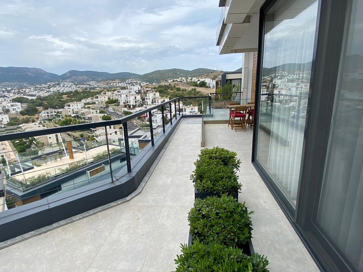 2 + 1 Luxury Residence with Shared Pool in Bodrum Bardakcı
