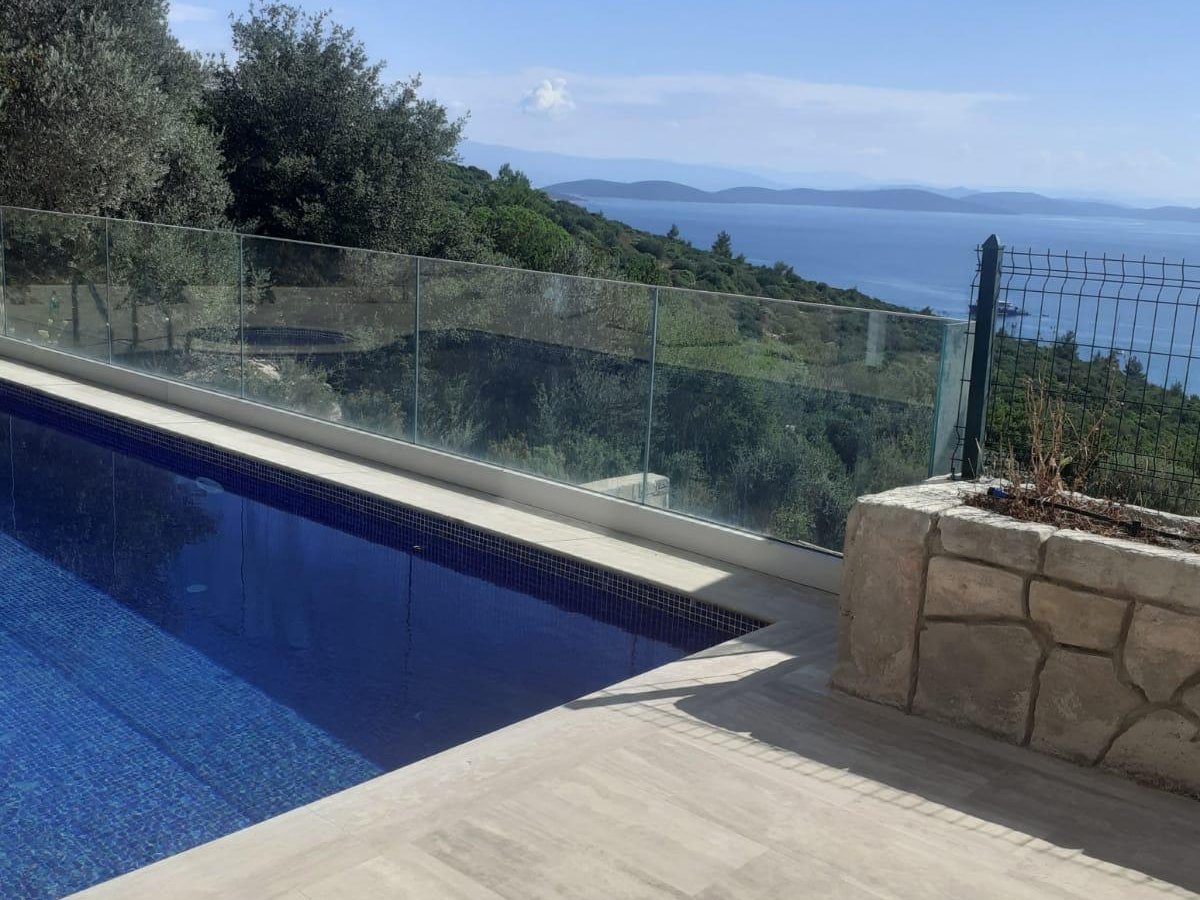 Villa with Private Pool with Stunning Sea View in Torba