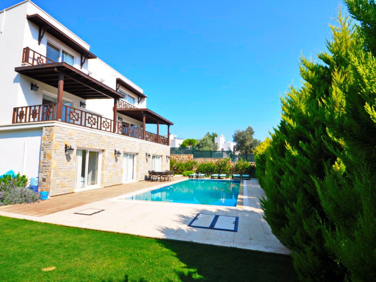 Bodrum Torba'da Müstakil,Bahçeli, Özel Havuzlu 5 +2 Villa