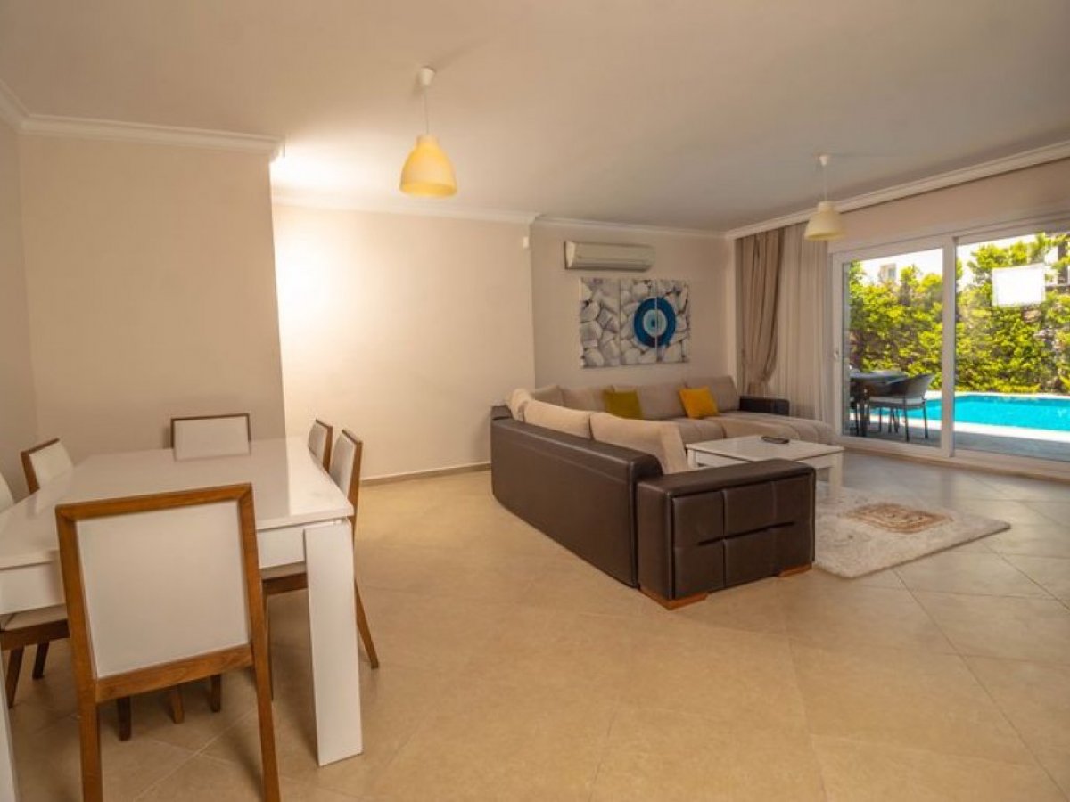 Bodrum Torbada Müstakil Bahçeli Özel Havuzlu 5 +2 Villa