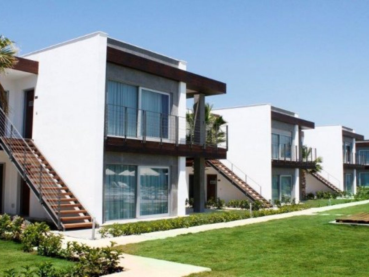 3 -room villa with the sea with a common pool in the Ortakent