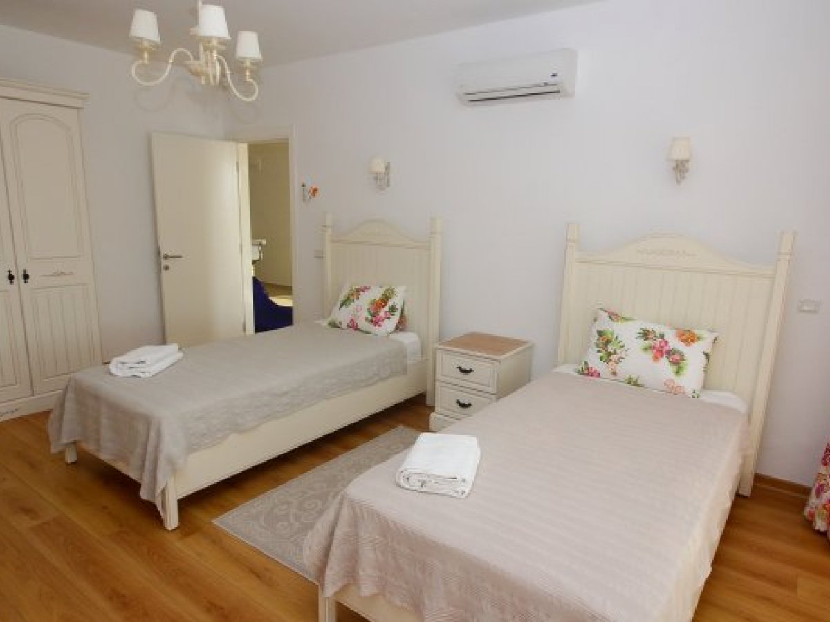 Turgutreis 5 + 2 Bedroom Villa Sevenseas. Luxury Villa with Private Pool and Sea View.