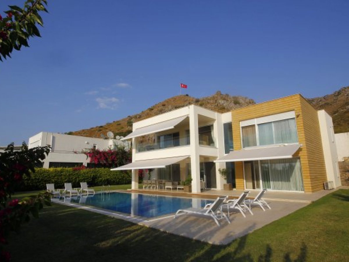 Turgutreis 5 + 2 Bedroom Villa Sevenseas. Luxury Villa with Private Pool and Sea View.