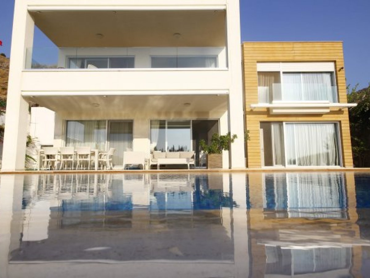 Turgutreis 5 + 2 Bedroom Villa Sevenseas. Luxury Villa with Private Pool and Sea View.