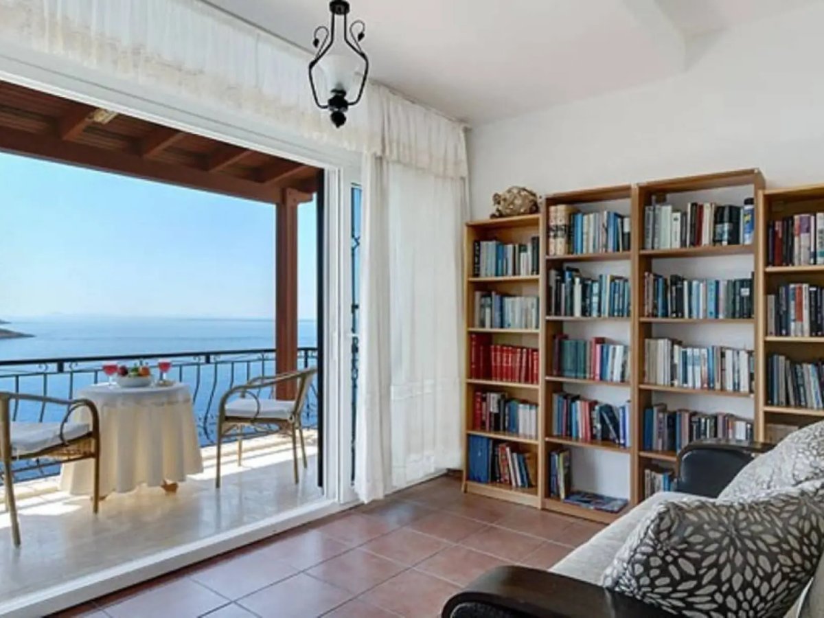Bodrum Gümüşlükte 3 Odalı Özel Havuzlu Deniz Manzaralı Villa