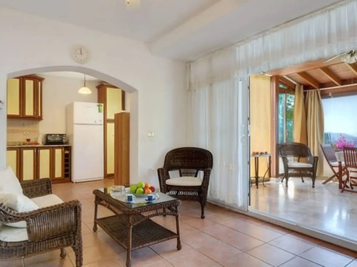 Bodrum Gümüşlükte 3 Odalı Özel Havuzlu Deniz Manzaralı Villa