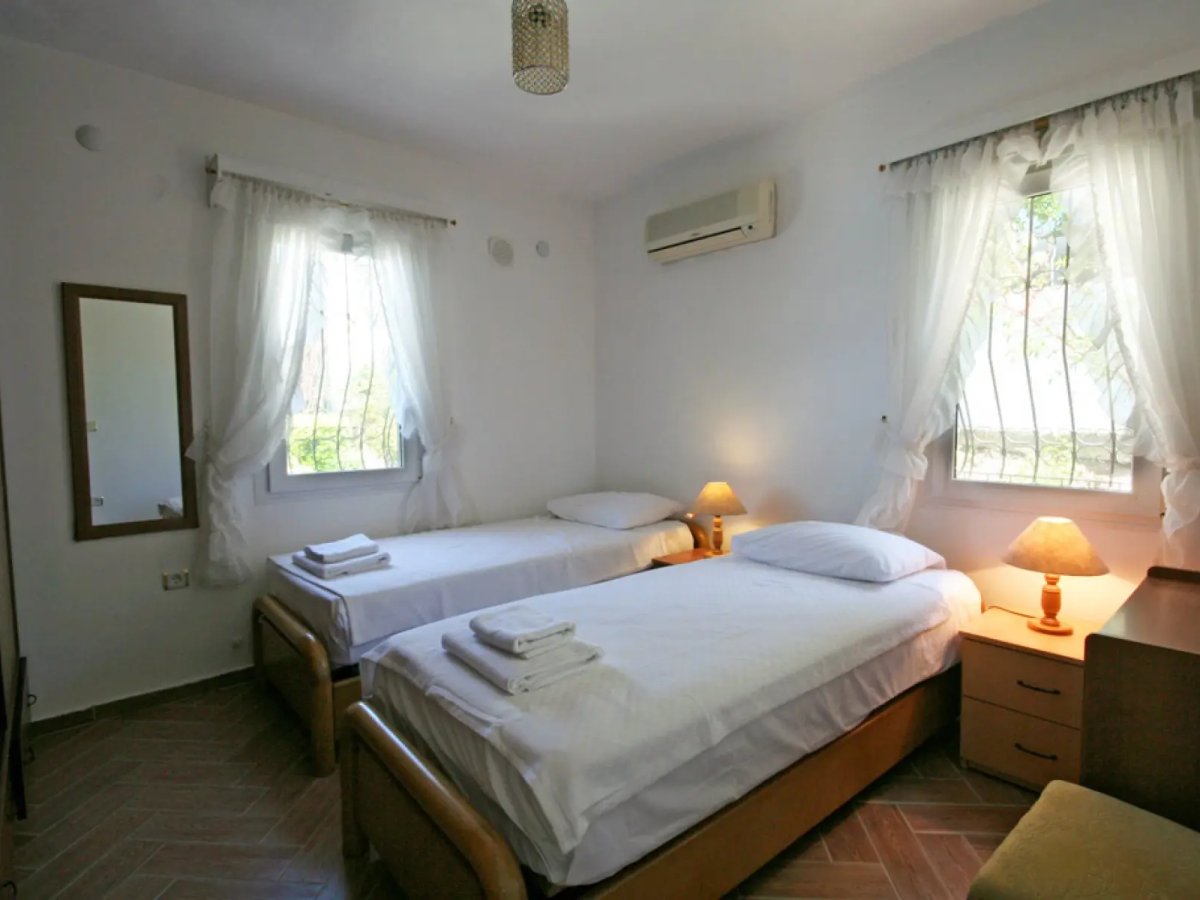 Bodrum Gümüşlükte 3 Odalı Özel Havuzlu Deniz Manzaralı Villa