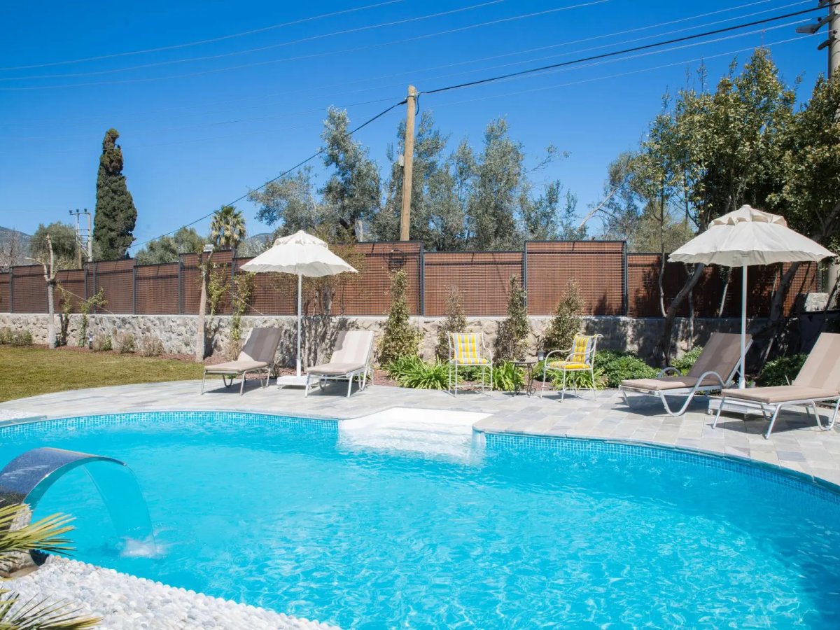 Bodrum Bitezde 2 Odalı Özel Havuzlu Müstakil Bahçeli Villa