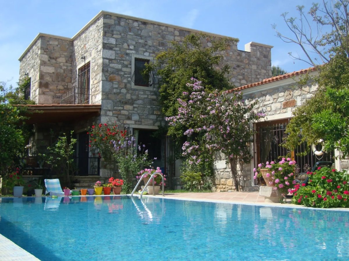 Bodrum Bitezde 5 Odalı Özel Havuzlu Villa