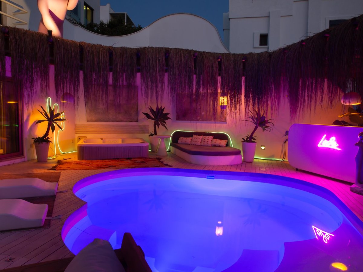 Bodrum Gümbet Deniz Manzaralı 3 Yatak Odalı Yazlık Villa Kiralık