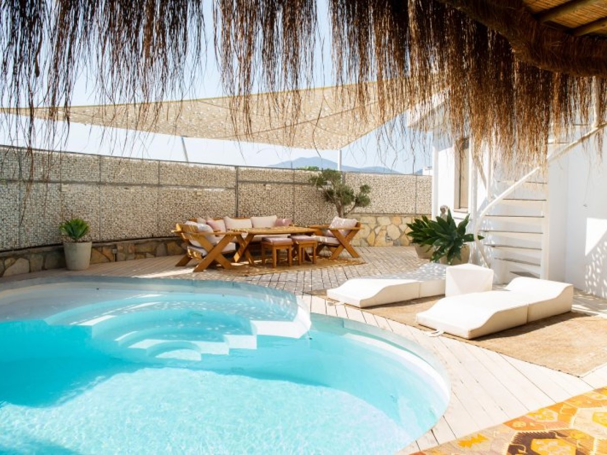 Bodrum Gümbet Deniz Manzaralı 3 Yatak Odalı Yazlık Villa Kiralık