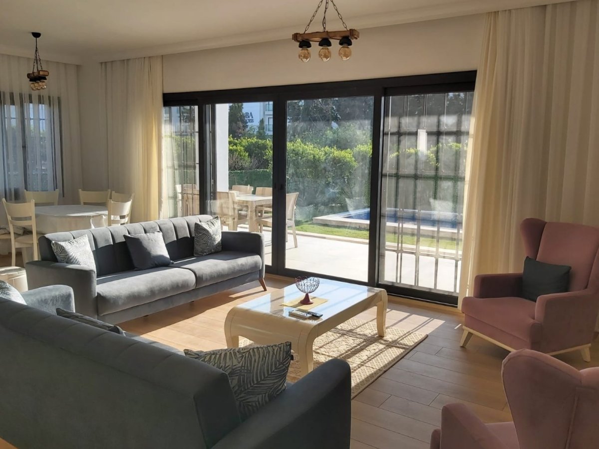 Bodrum Turgutreis Özel Havuzlu 3 Yatak Odalı Tatil Evi