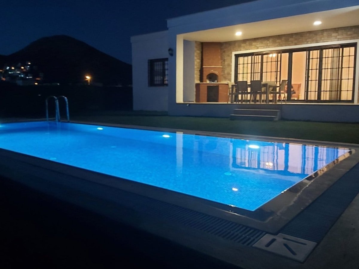 Bodrum Turgutreis Özel Havuzlu 3 Yatak Odalı Tatil Evi